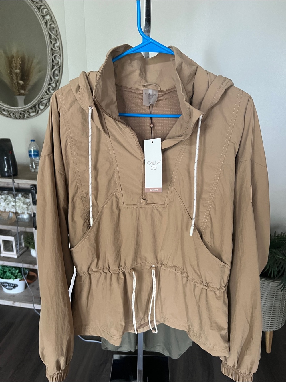 Women's Hooded Lightweight Pullover